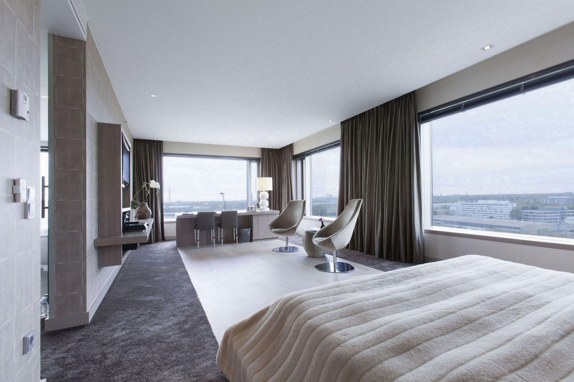 Van Der Valk Hotel Duesseldorf Exteriör bild