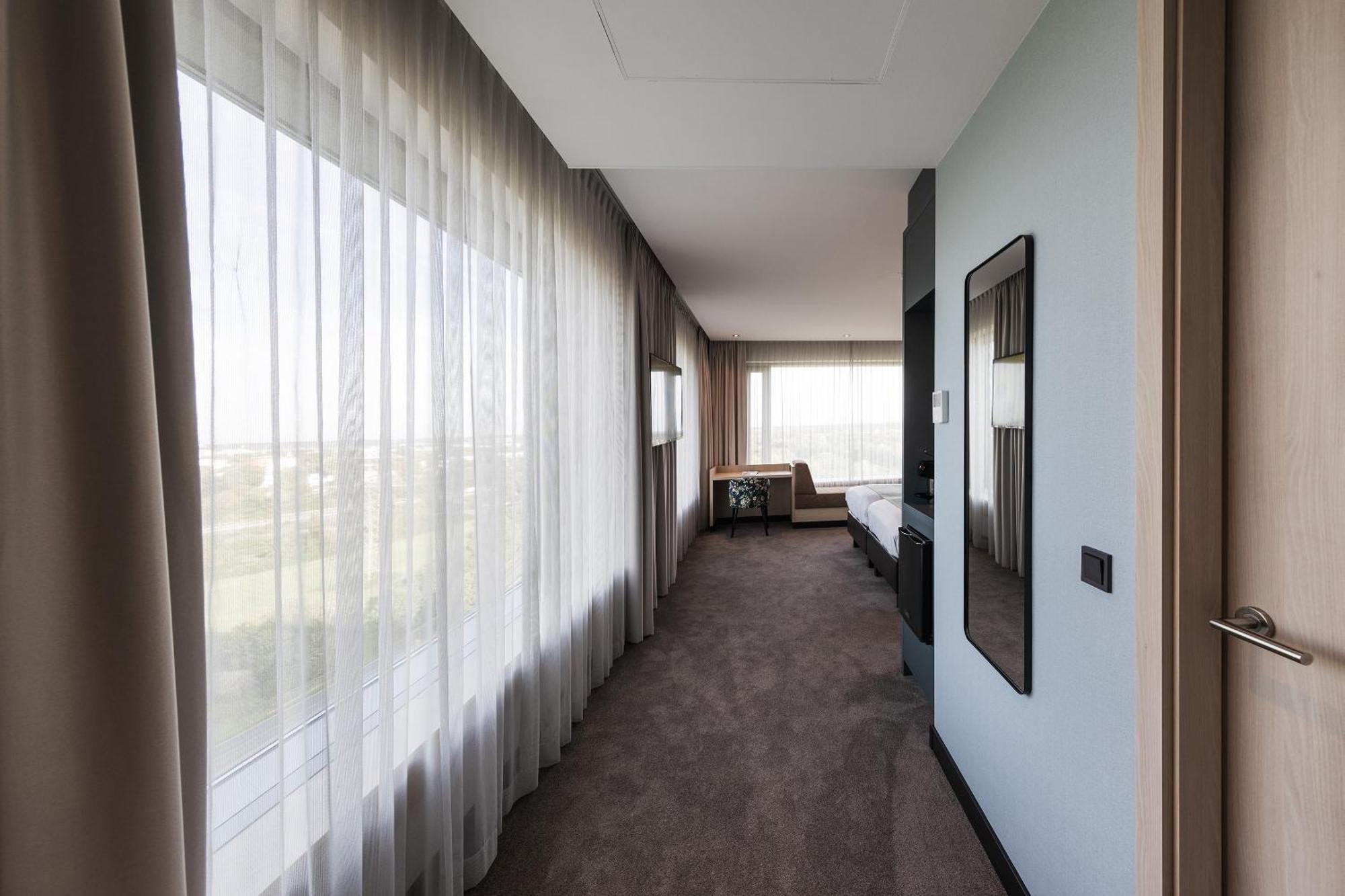 Van Der Valk Hotel Duesseldorf Exteriör bild