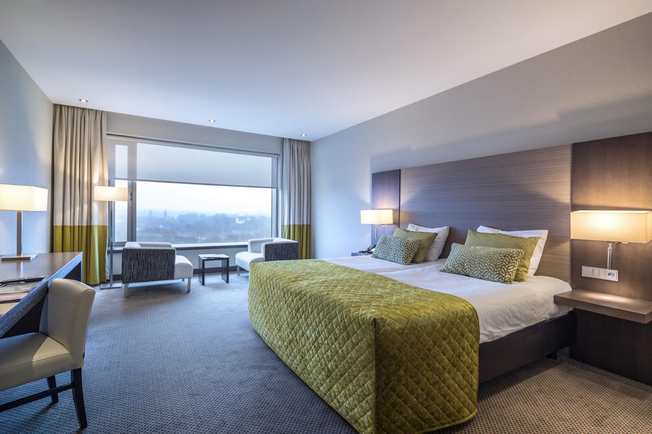 Van Der Valk Hotel Duesseldorf Exteriör bild